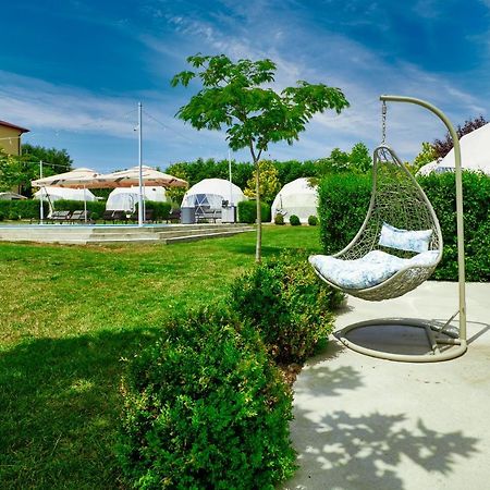 Отель Seagloo Glamping - Adults Only Костинешти Экстерьер фото