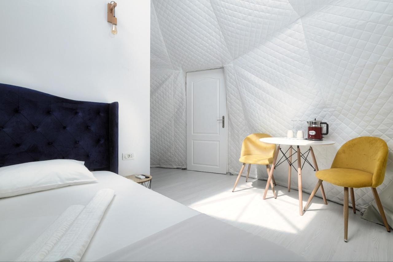 Отель Seagloo Glamping - Adults Only Костинешти Экстерьер фото