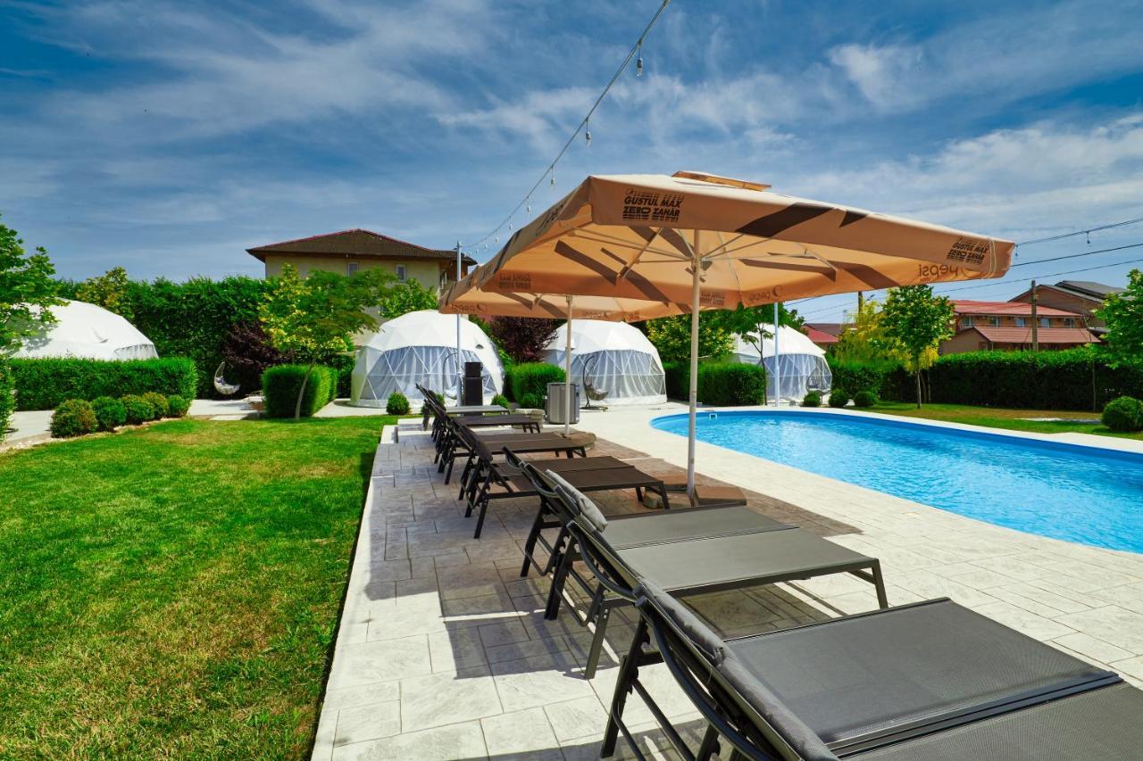 Отель Seagloo Glamping - Adults Only Костинешти Экстерьер фото