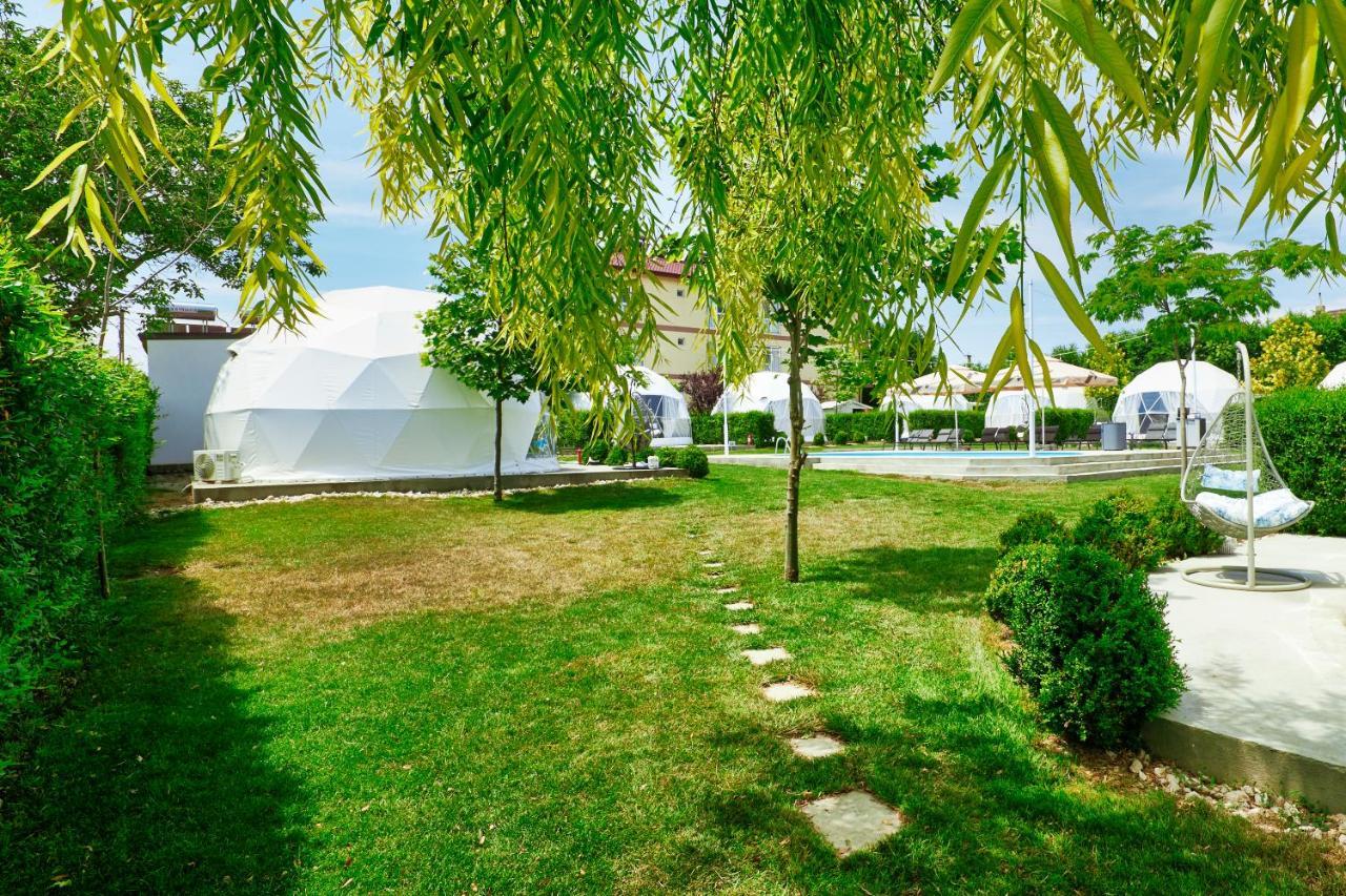 Отель Seagloo Glamping - Adults Only Костинешти Экстерьер фото